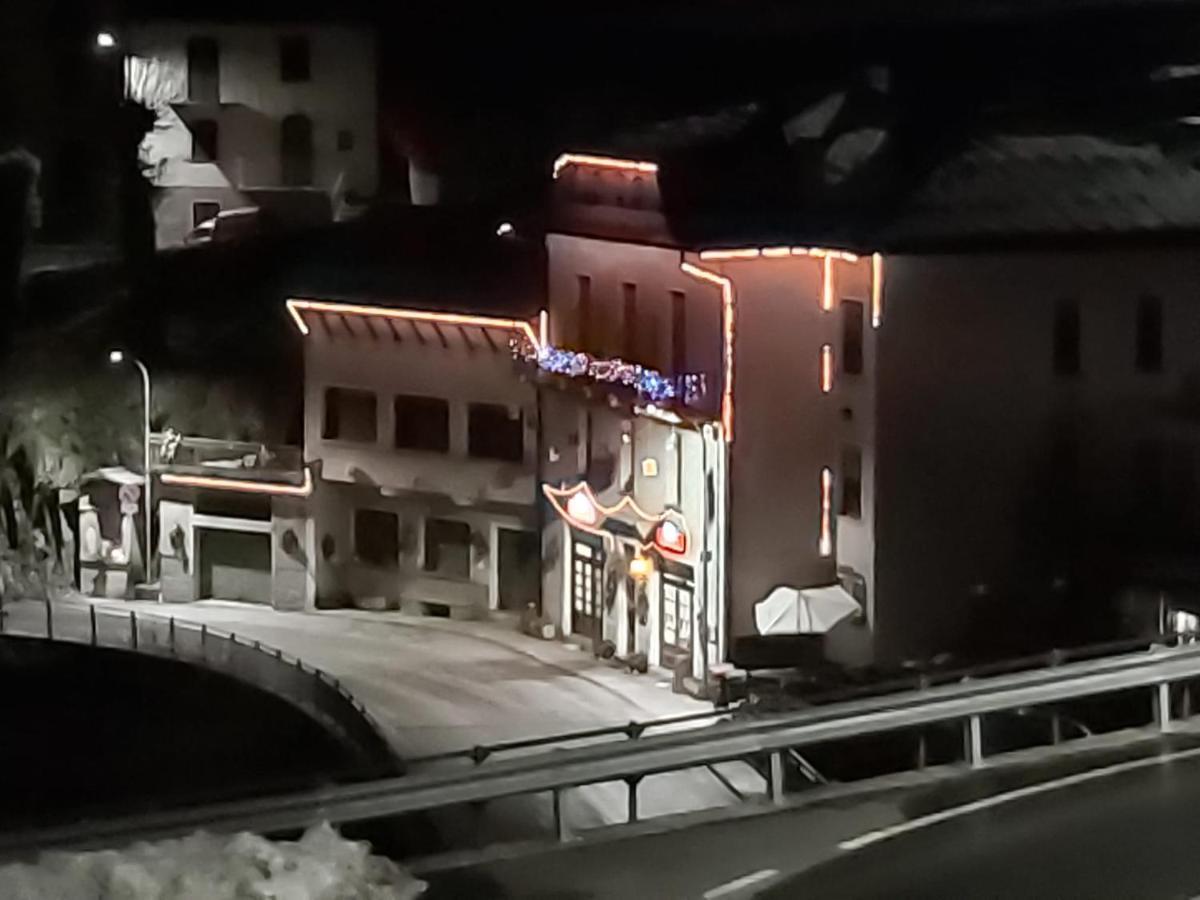 Hotel Locanda Marconi Craveggia Exteriér fotografie